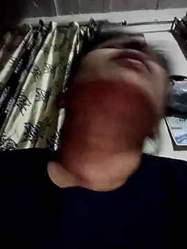 Snapshot of aliya-jaan71 chatting on February 1, 7:45 pm aliya-jaan71 online show from February 1, 7:45 pm