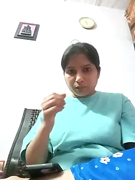 Snapshot of aliya-jaan71 chatting on March 20, 4:56 pm aliya-jaan71 online show from March 20, 4:56 pm