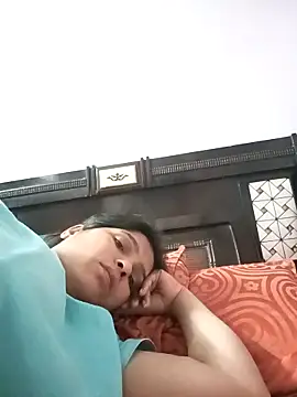 Snapshot of aliya-jaan71 chatting on March 23, 10:52 am aliya-jaan71 online show from March 23, 10:52 am