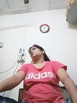 Snapshot of aliya-jaan71 chatting on May 30, 10:34 am aliya-jaan71 online show from May 30, 10:34 am