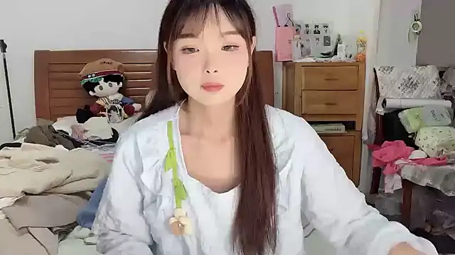 Akong11 online show from September 24, 5:27 pm