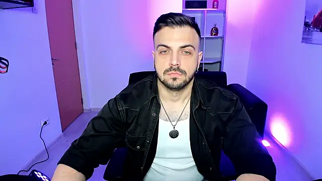 Jace Thorne online show from November 19, 5:18 am