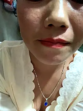 Snapshot of _losrt_cherry_ chatting on October 21, 3:24 pm losrt cherry online show from October 21, 3:24 pm