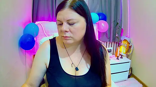 Snapshot of BritneyRaine chatting on September 22, 12:07 pm BritneyRaine online show from September 22, 12:07 pm