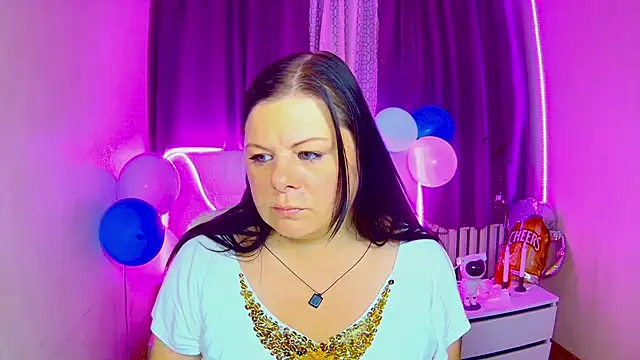 Snapshot of BritneyRaine chatting on September 24, 12:08 pm BritneyRaine online show from September 24, 12:08 pm