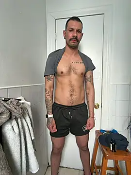 Snapshot of latinoxx1992 chatting on February 7, 1:48 pm latinoxx1992 online show from February 7, 1:48 pm