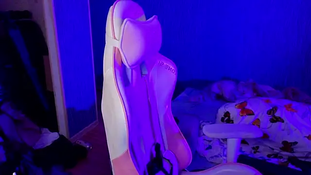 bekvafluttershy online show from November 26, 12:55 am