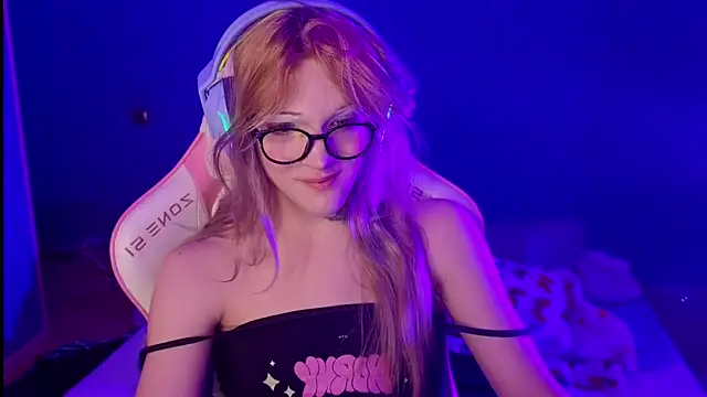 bekvafluttershy online show from December 14, 4:01 pm