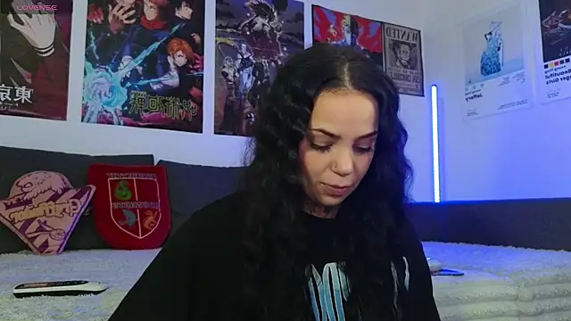 KiraQuinn1 online show from October 6, 2:36 pm