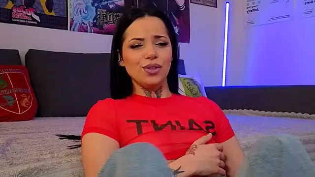 Snapshot of KiraQuinn1 chatting on March 28, 12:38 pm KiraQuinn1 online show from March 28, 12:38 pm