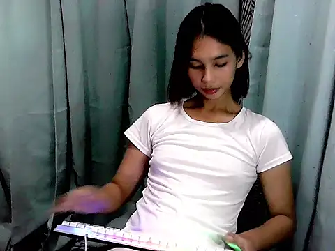 angelic christine online show from September 20, 3:18 am