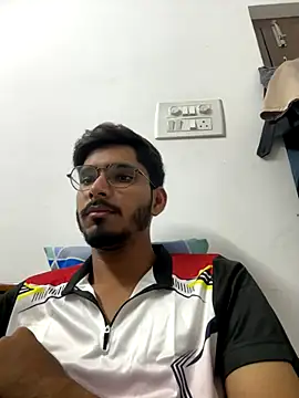 Snapshot of vikranthLong chatting on October 24, 5:20 pm vikranthLong online show from October 24, 5:20 pm