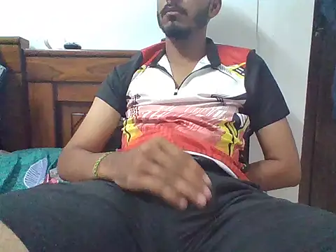 Snapshot of vikranthLong chatting on October 25, 12:45 pm vikranthLong online show from October 25, 12:45 pm