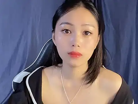 Lyly4757 online show from September 21, 7:15 pm