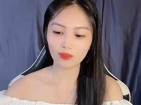 Lyly4757 online show from September 22, 2:41 pm