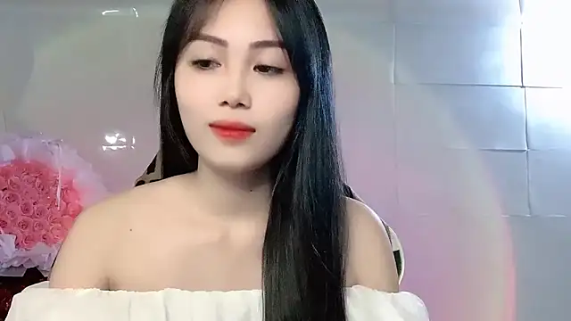 Lyly4757 online show from November 1, 1:46 pm