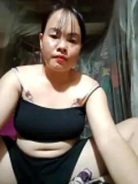 emilyzz online show from October 18, 1:01 pm