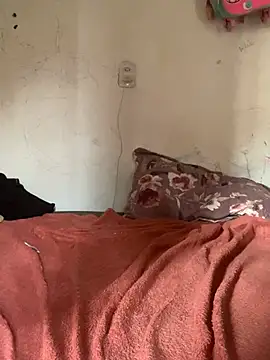 Milenvs online show from April 14, 1:39 pm