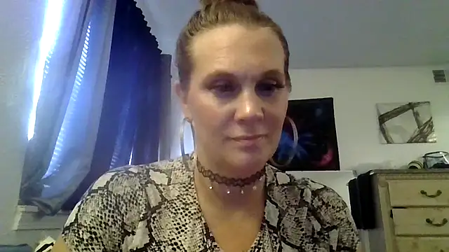 Ariasweetaspie online show from October 15, 4:40 pm