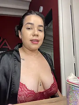 krisstenSantos online show from November 25, 12:16 pm