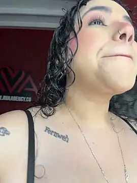 krisstenSantos online show from February 20, 1:33 pm