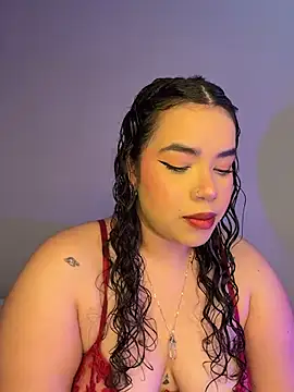 krisstenSantos online show from March 5, 1:07 pm