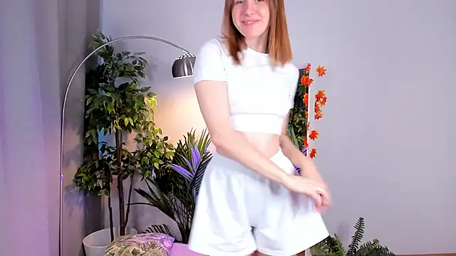 Pink Muse online show from October 27, 1:48 pm