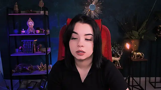 Snapshot of leslierowe_ chatting on October 10, 4:39 pm leslierowe  online show from October 10, 4:39 pm