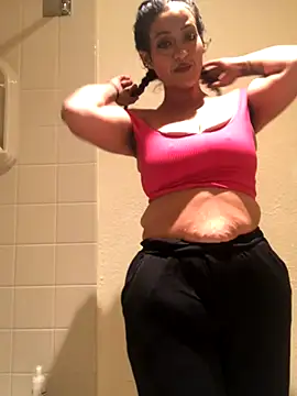 juiicy001 online show from November 10, 11:31 am