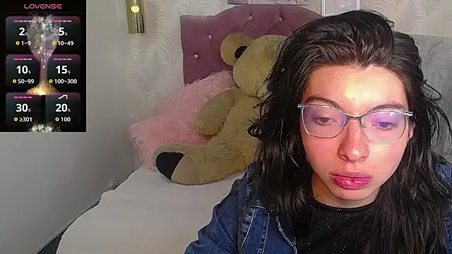 alllyson  online show from November 21, 7:56 pm