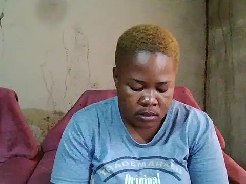 Snapshot of Bustyass93 chatting on January 16, 9:13 am Bustyass93 online show from January 16, 9:13 am