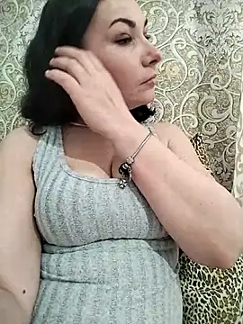 Mia24Blove online show from March 18, 10:51 am