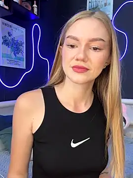 MilaMoone online show from October 29, 10:39 am