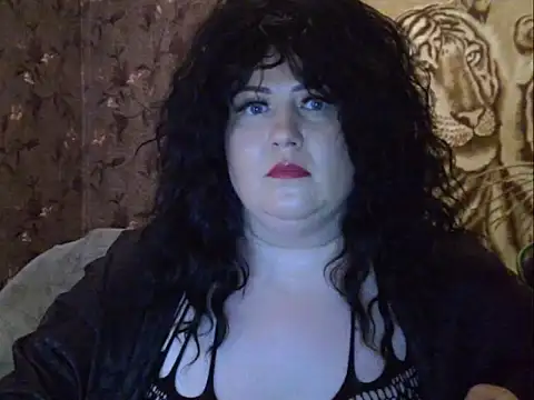 YuliiaSan online show from December 19, 4:52 am