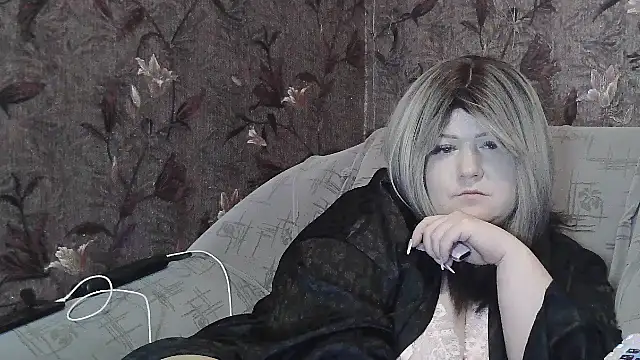 YuliiaSan online show from June 26, 7:18 pm