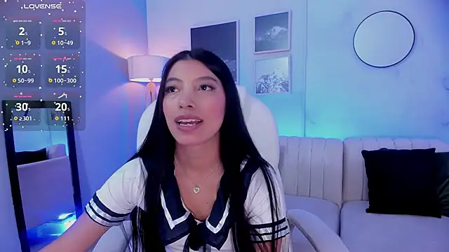 Tiffany Low online show from November 3, 3:24 pm