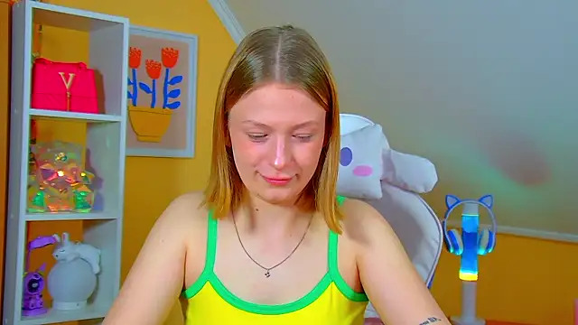 BeatriceBinoche online show from April 7, 6:41 pm