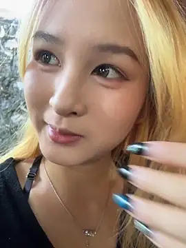 yuki june online show from November 15, 7:49 am