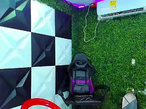 boy tatto777 online show from September 16, 2:07 pm