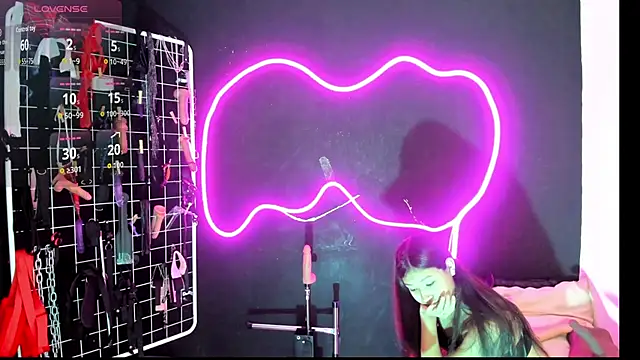 Snapshot of Mistress_Megan_BDSM chatting on December 20, 6:15 pm Mistress Megan BDSM online show from December 20, 6:15 pm