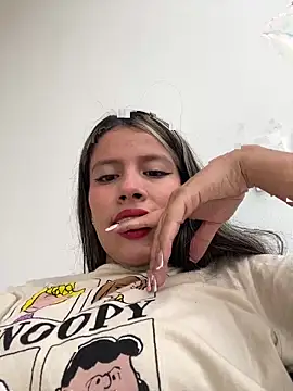 EMILIIA RICHTER   online show from October 8, 6:38 pm