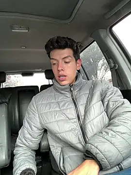 mattebret11 online show from October 21, 5:24 pm