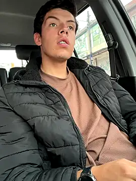 mattebret11 online show from October 30, 3:13 pm