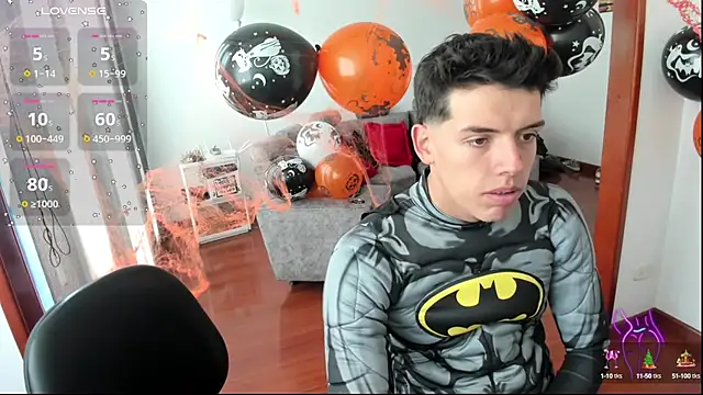 mattebret11 online show from October 31, 4:19 pm