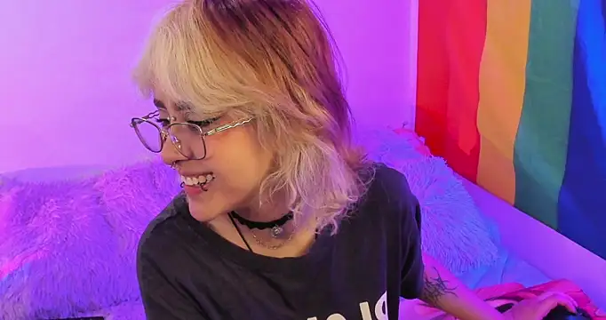 NekoWaifu online show from October 7, 1:08 pm