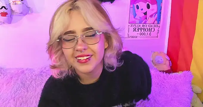 NekoWaifu online show from October 20, 1:00 pm