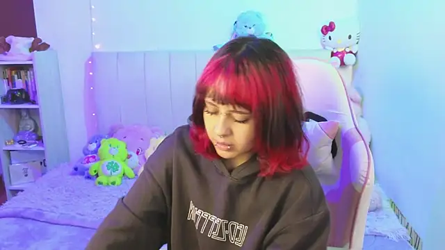 NekoWaifu online show from June 18, 3:27 pm