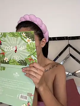 MiaKane99 online show from November 1, 9:06 pm