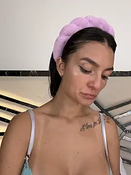 MiaKane99 online show from March 18, 4:48 am