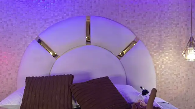 paulina cano online show from November 4, 7:35 pm